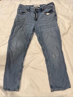 Hollister Women’s Straight Leg Mid-Blue Jeans